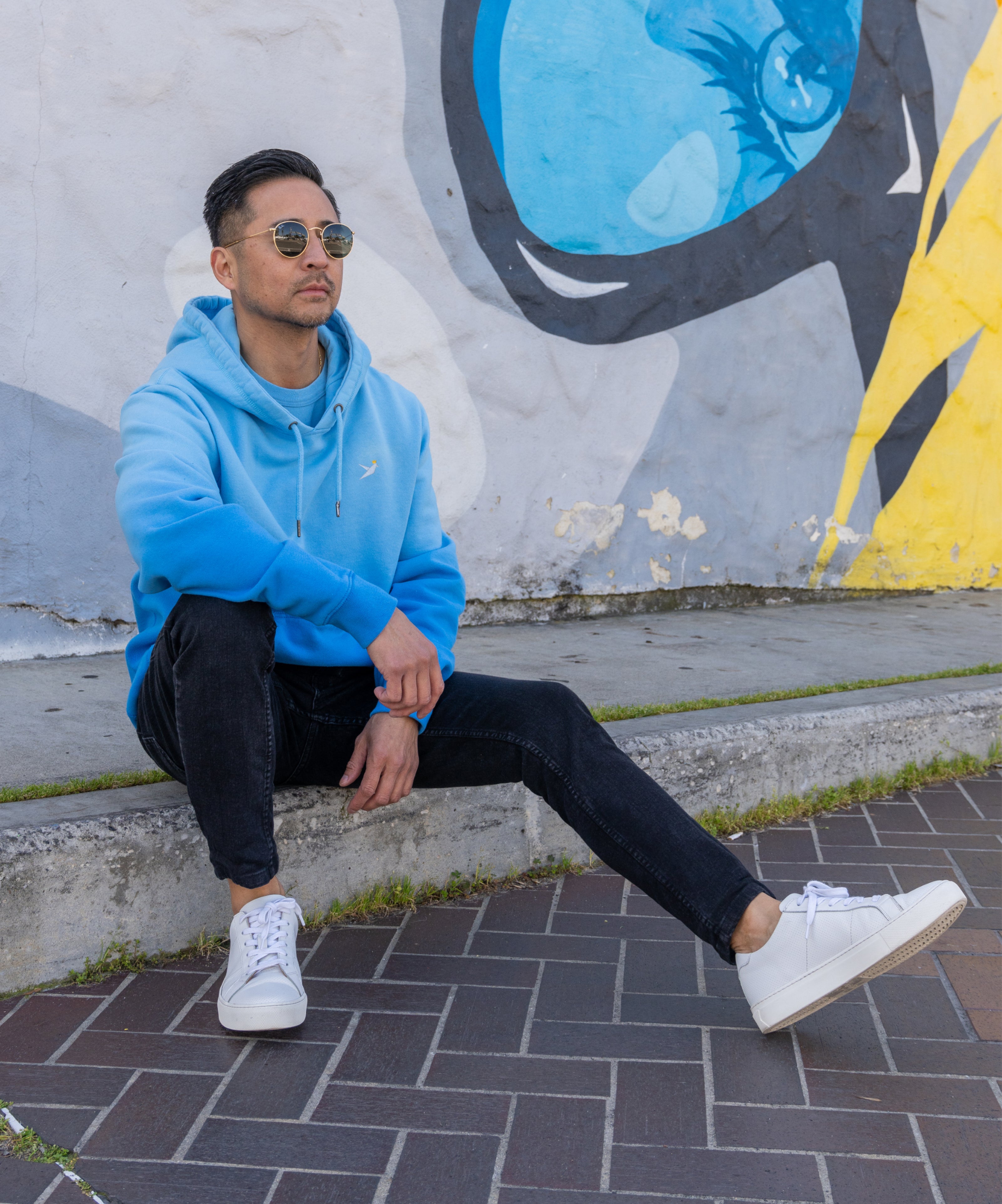 Spix Macaw - Organic Cotton Unisex Hoodie - Beakwings